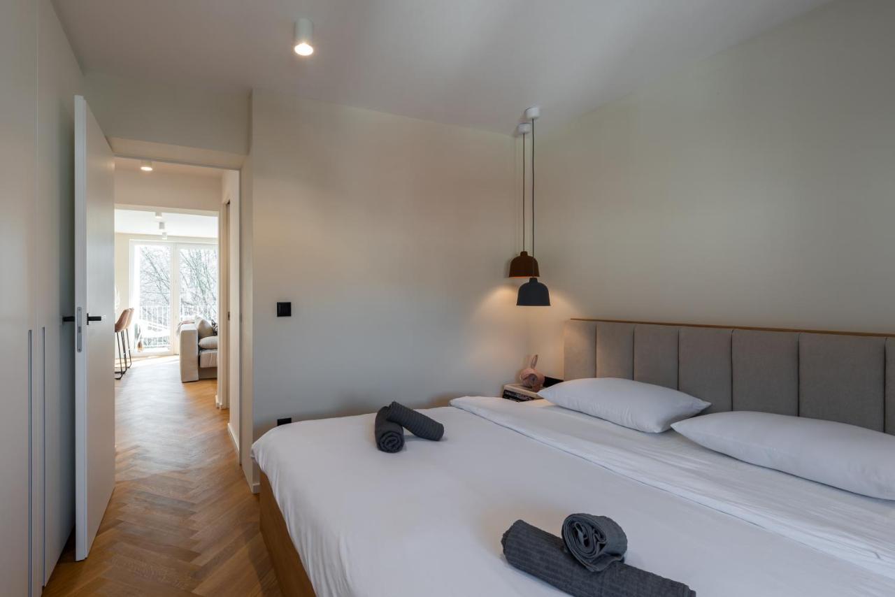 Canopy Apartment Ljubljana Buitenkant foto