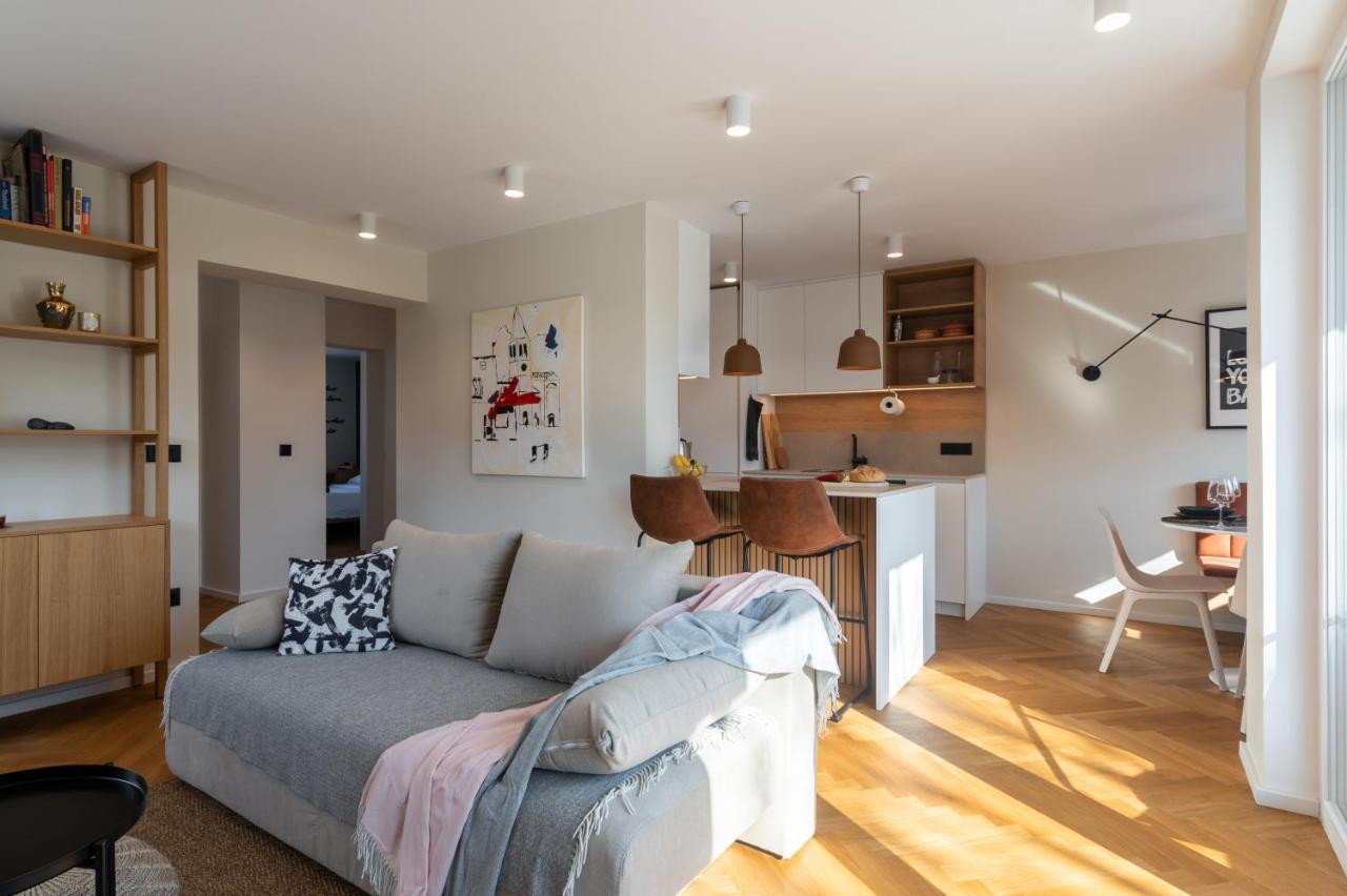Canopy Apartment Ljubljana Buitenkant foto